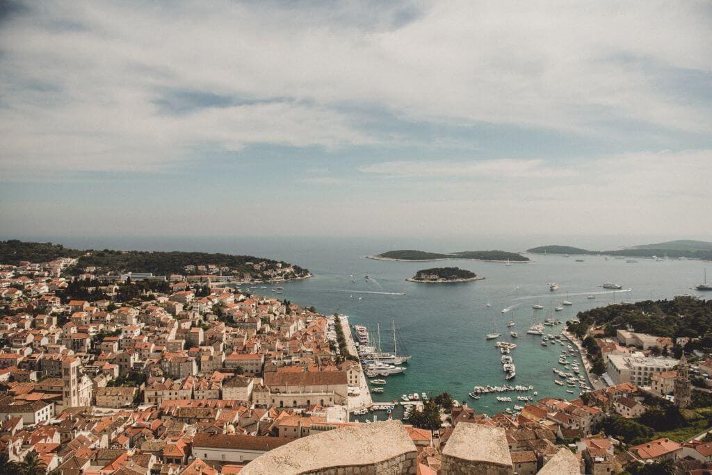 Region SplitAndHvar image